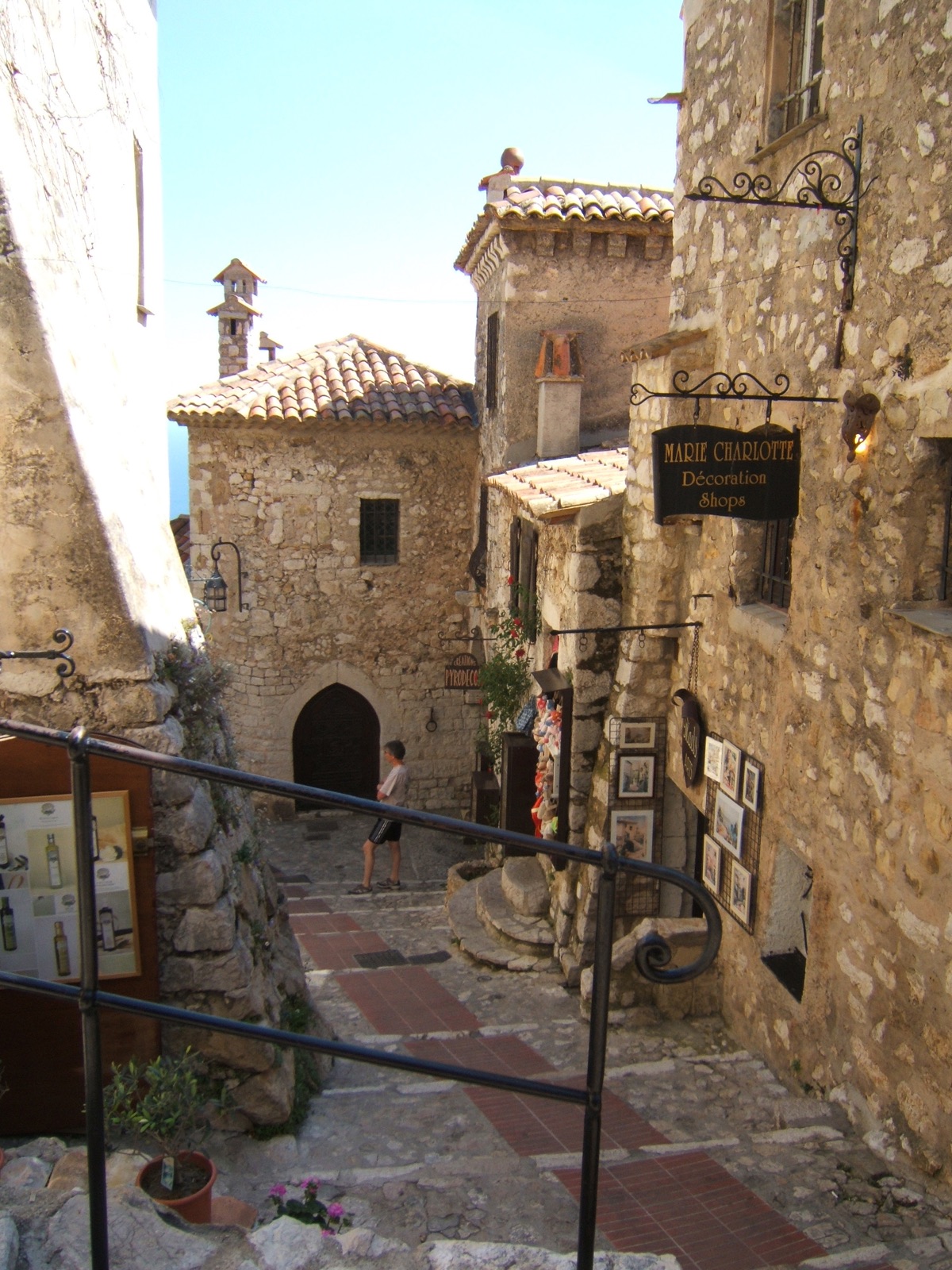 Stone pedestrian lane in Èze Village